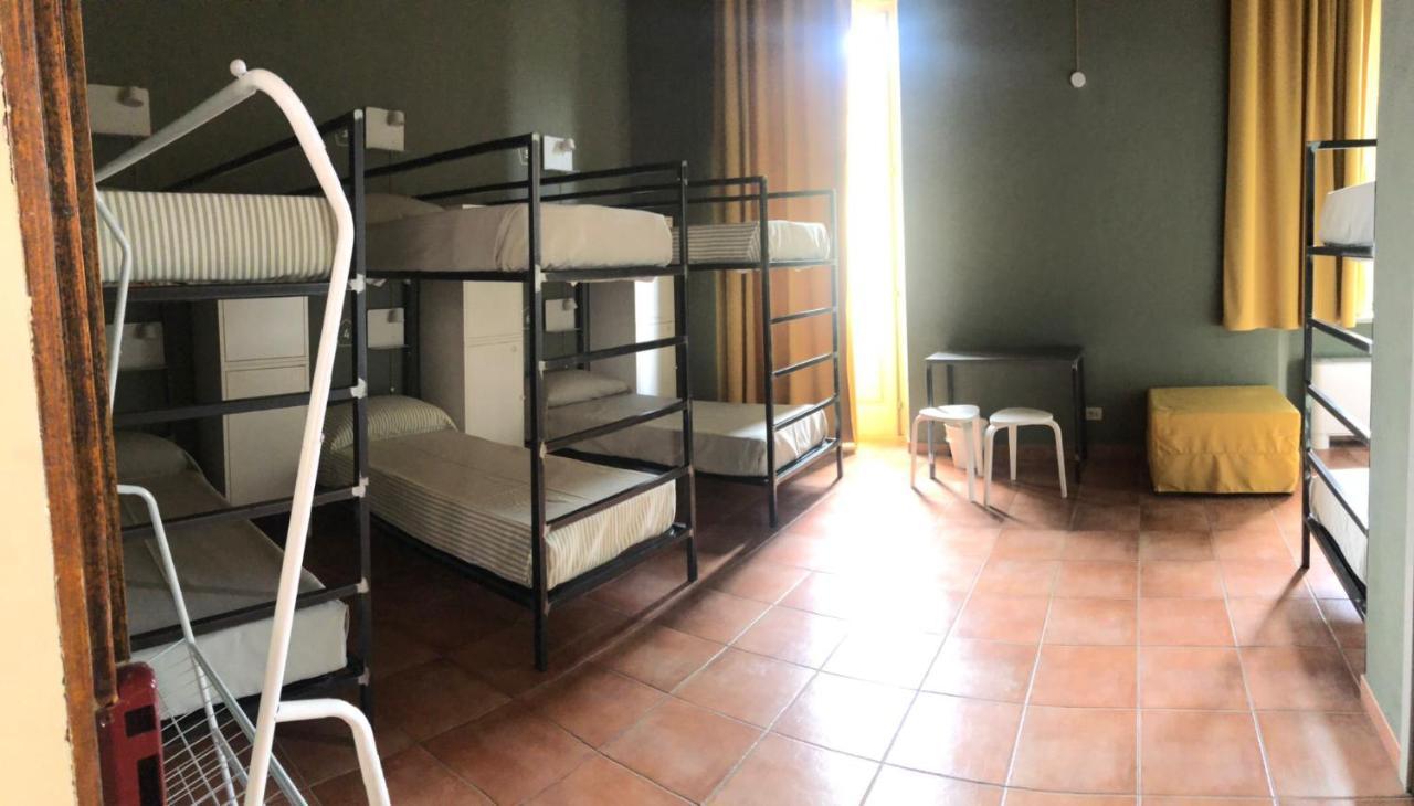 阿维里亚那 Casa Conte Rosso旅舍 外观 照片