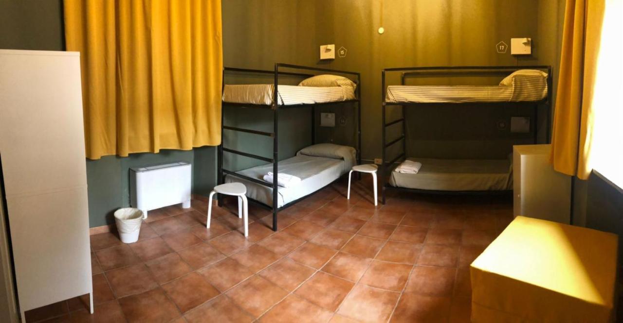 阿维里亚那 Casa Conte Rosso旅舍 外观 照片